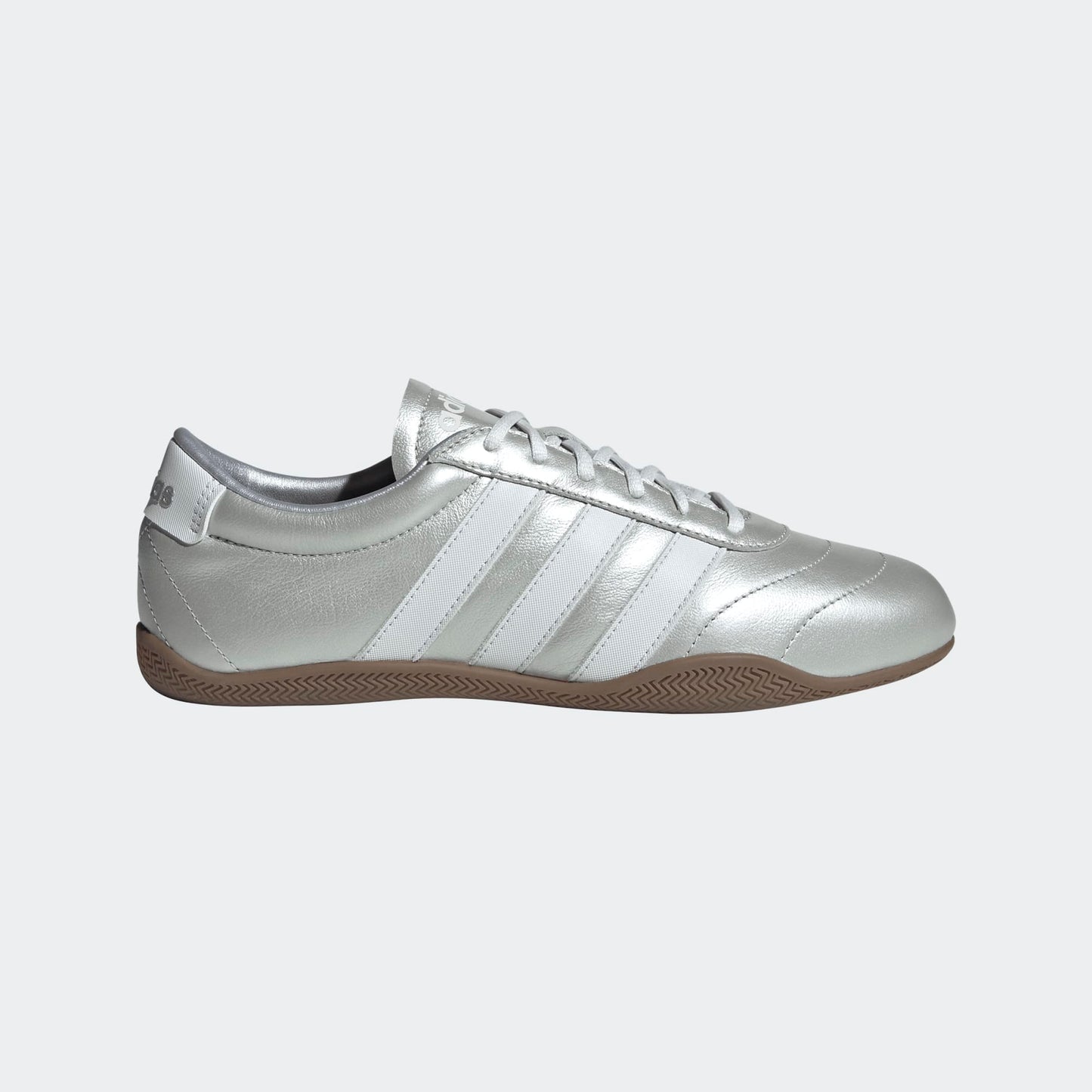 Women's Classic Court Low-Top Sneaker