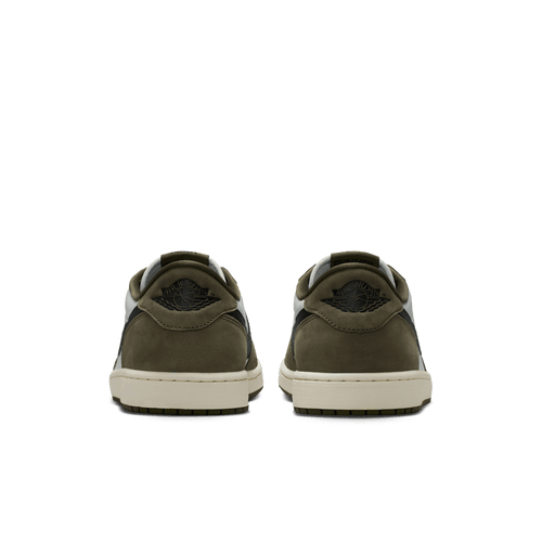 Men's Retro Low Basketball Sneaker