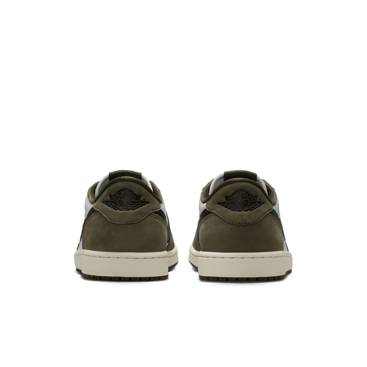 Men's Retro Low Basketball Sneaker