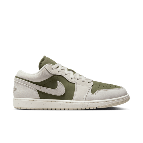 Men's Low-Top Basketball Sneaker